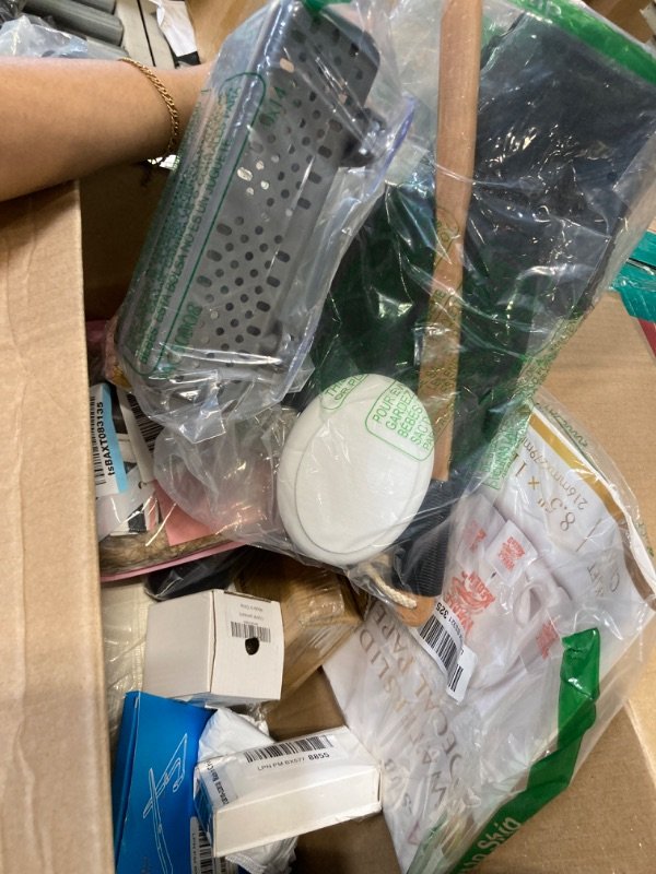 ***BUNDLED BAG OF ***
NO RETURN