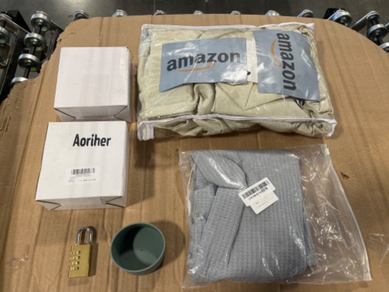 MISC BUNDLE OF NEW AND USED ITEMS -- FINAL SALE NO RETURNS ***